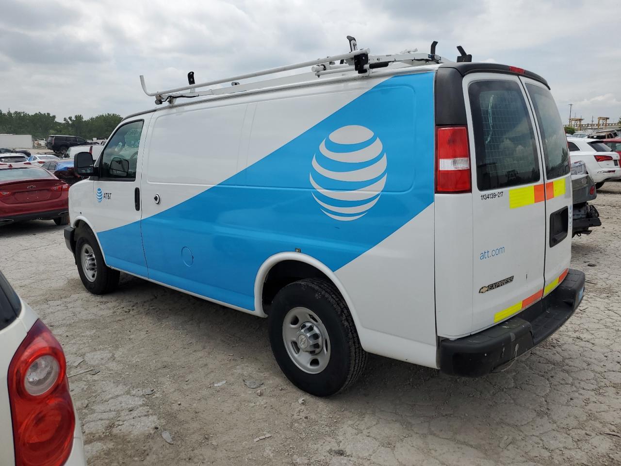 2017 CHEVROLET EXPRESS 2500