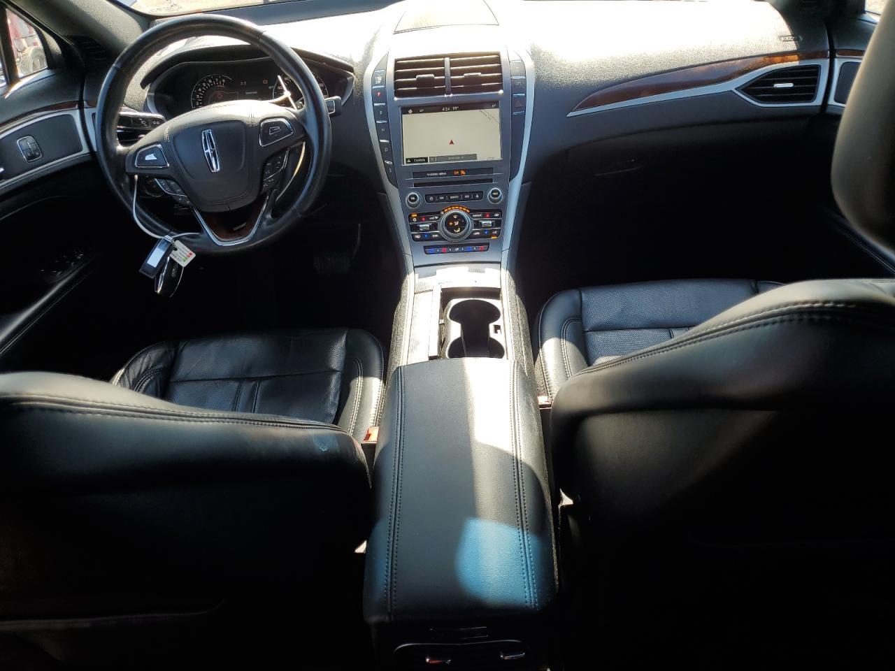 2017 LINCOLN MKZ