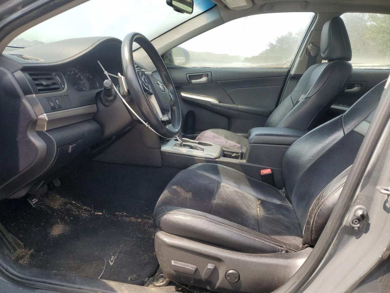 2014 TOYOTA CAMRY