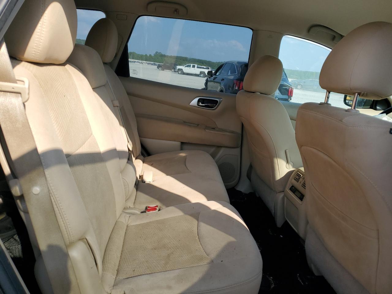 2016 NISSAN PATHFINDER