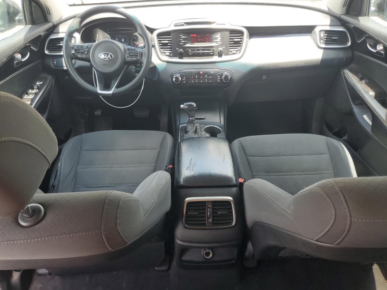 2017 KIA SORENTO