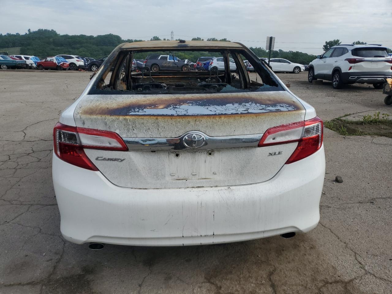 2012 TOYOTA CAMRY