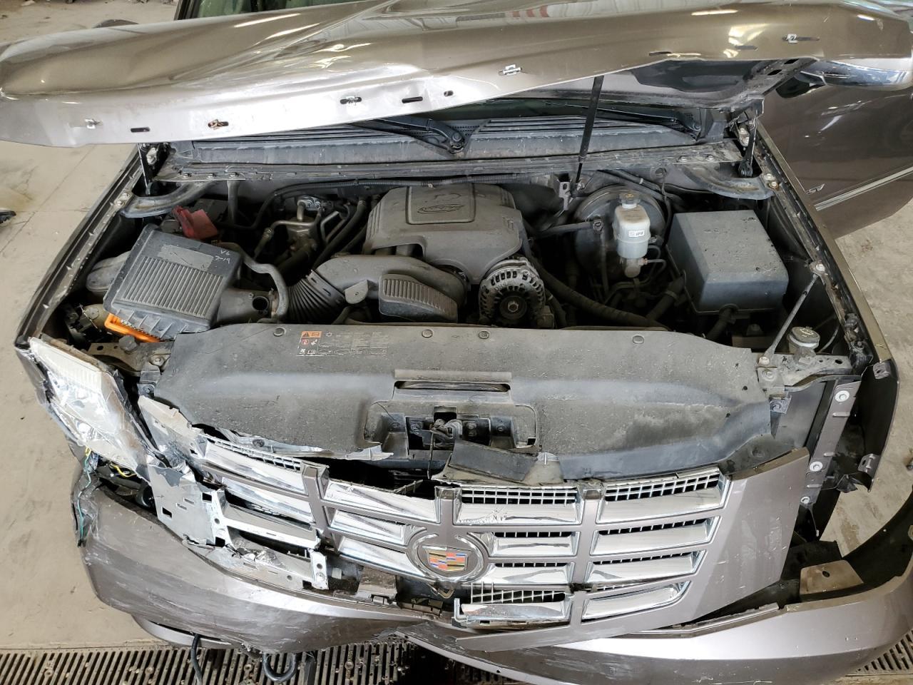 2012 CADILLAC ESCALADE