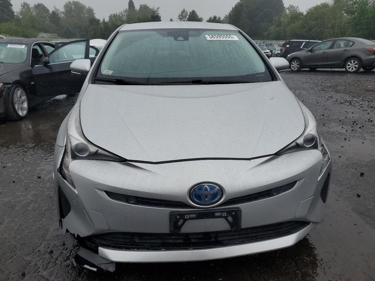 2017 TOYOTA PRIUS