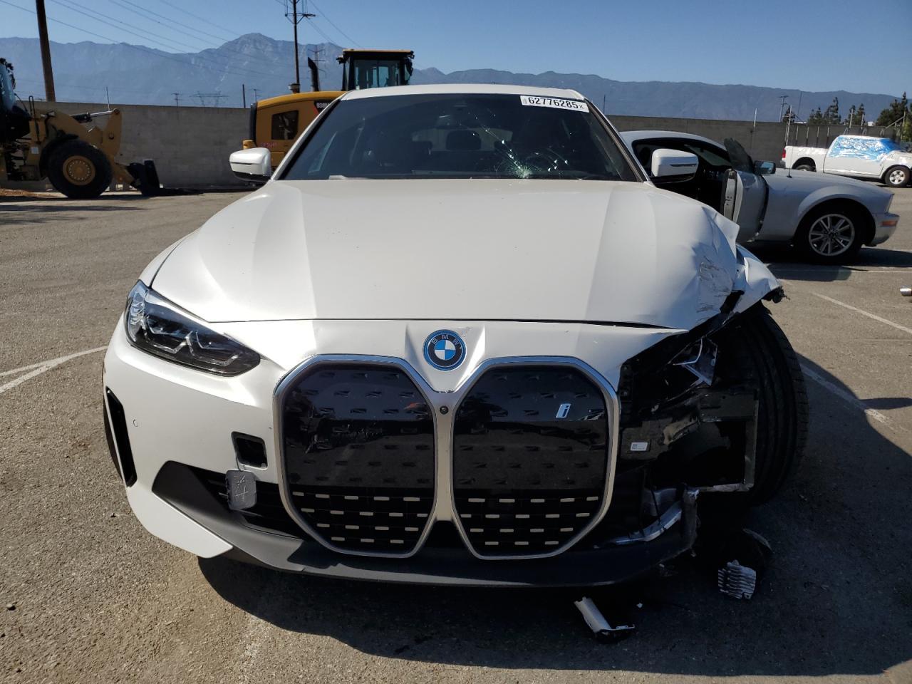 2024 BMW i4