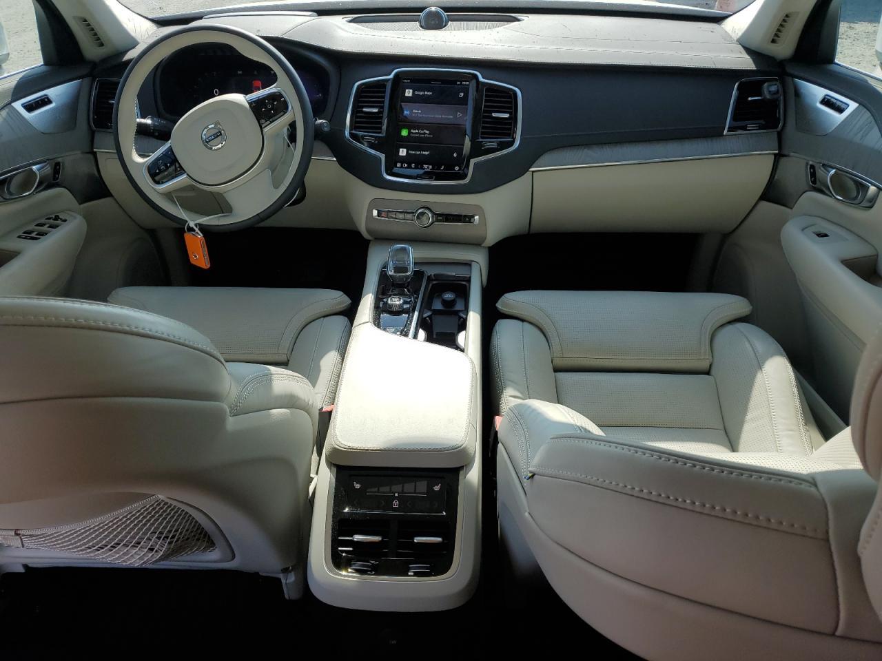 2025 VOLVO XC90