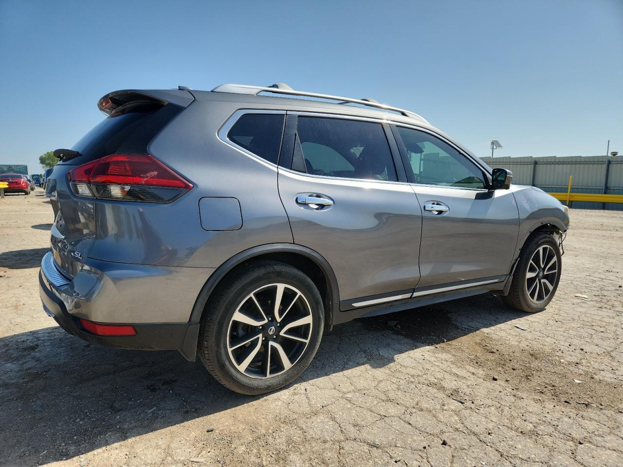 2018 NISSAN ROGUE