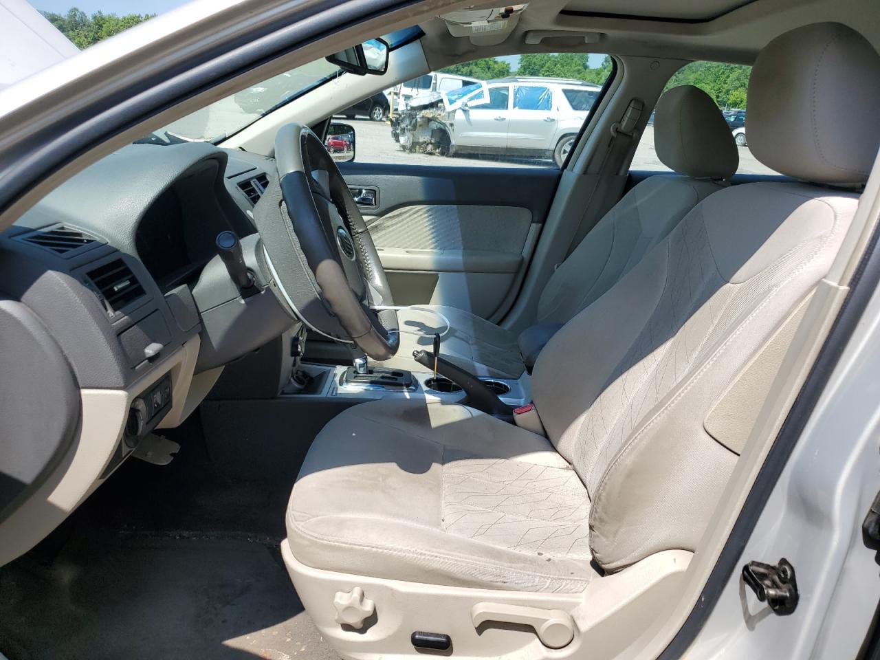 2010 MERCURY Milan