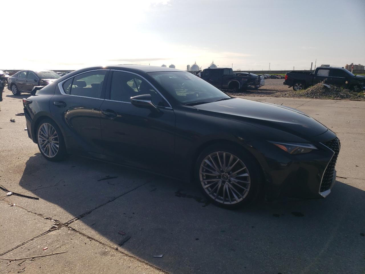 2022 LEXUS Is