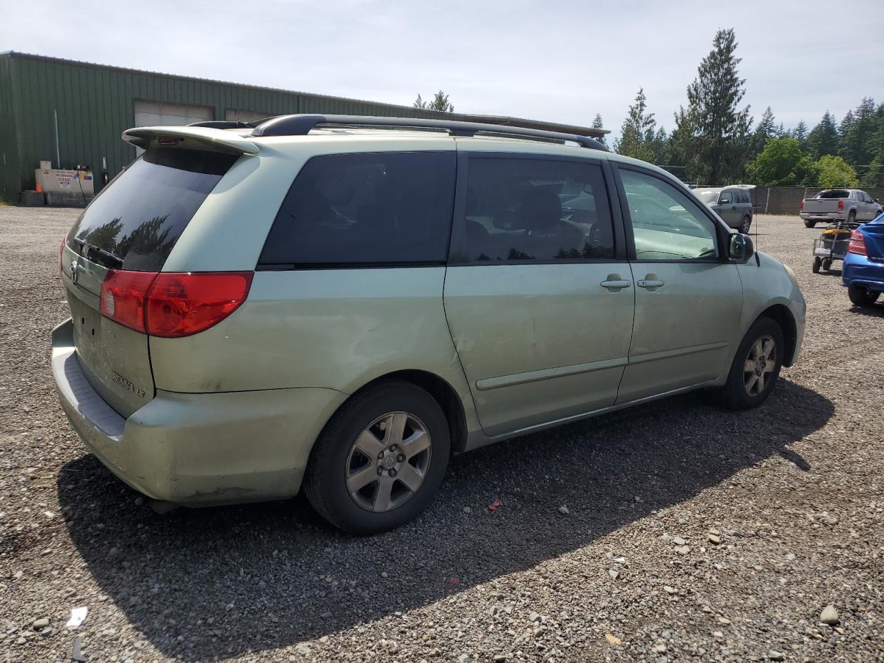 2006 TOYOTA SIENNA