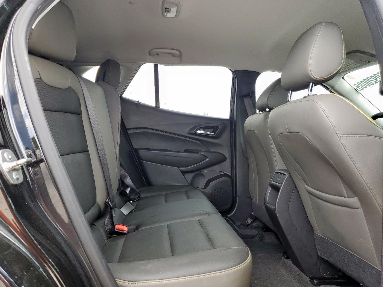 2025 CHEVROLET TRAX