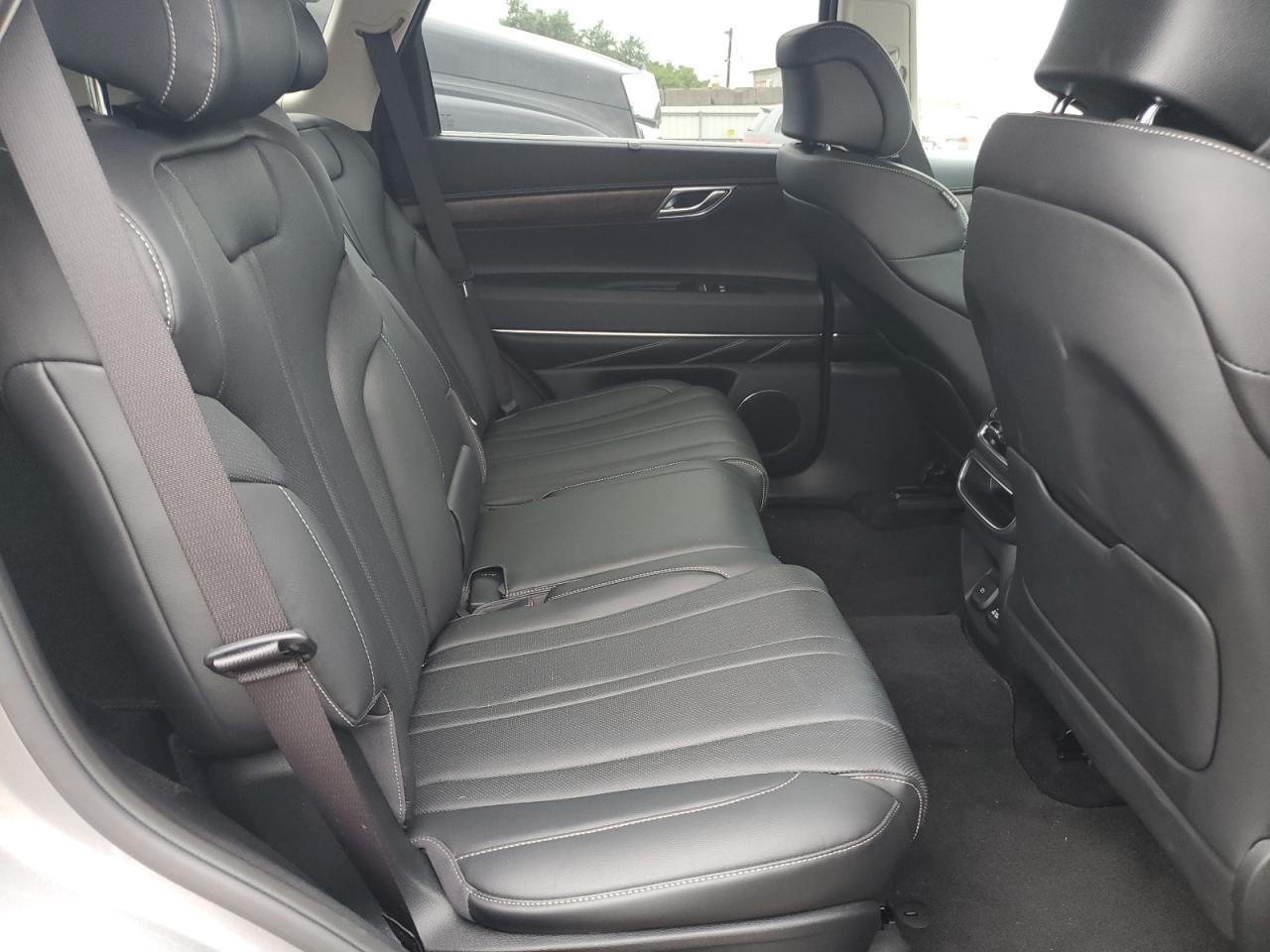 2024 GENESIS GV80