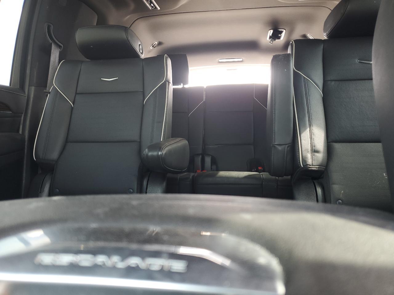 2021 CADILLAC Escalade ESV