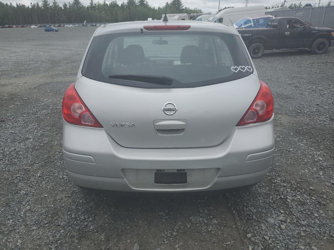 2010 NISSAN VERSA