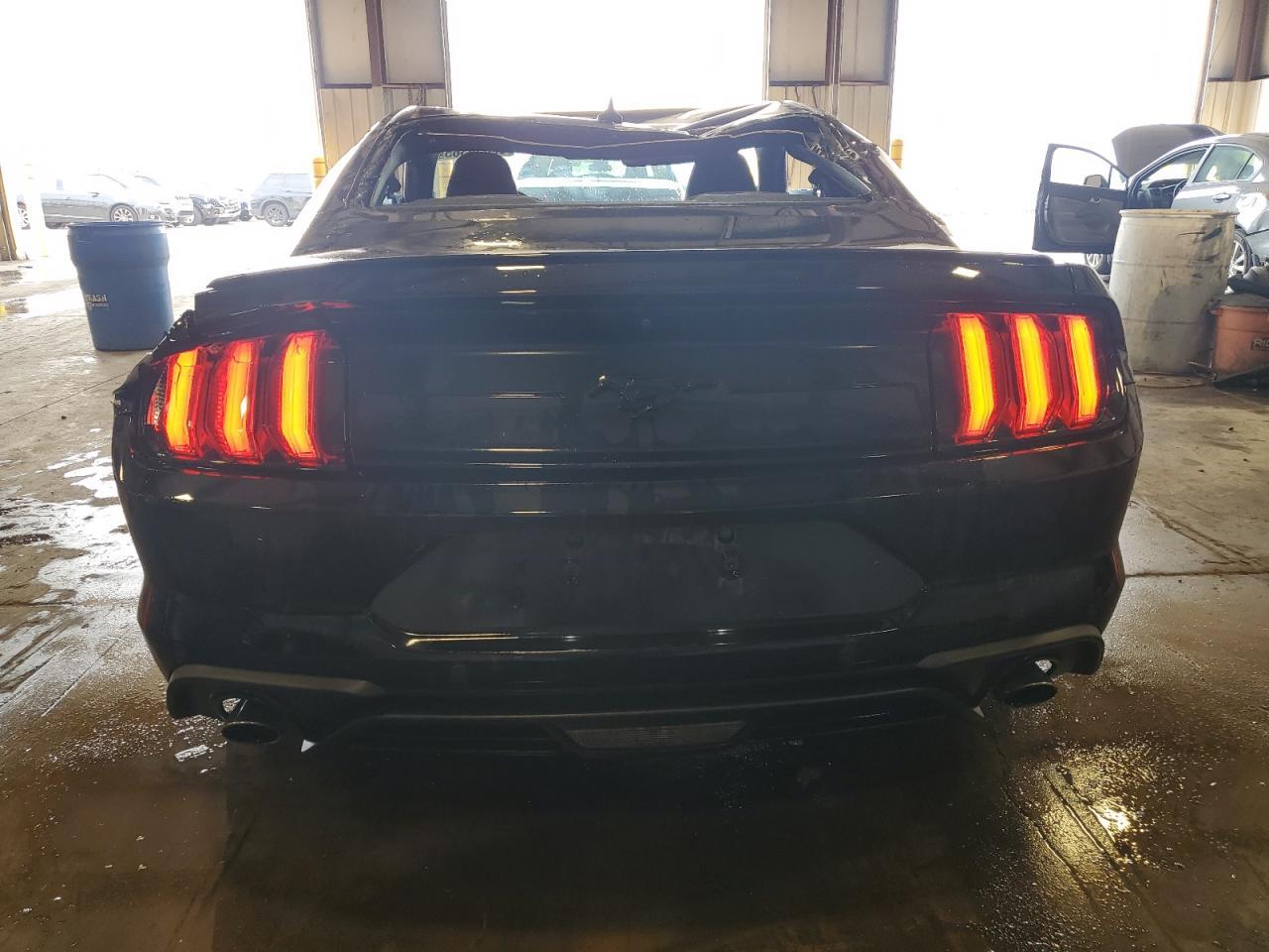 2022 FORD MUSTANG