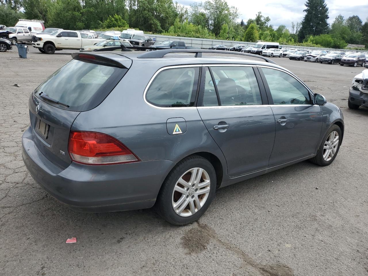 2010 VOLKSWAGEN JETTA