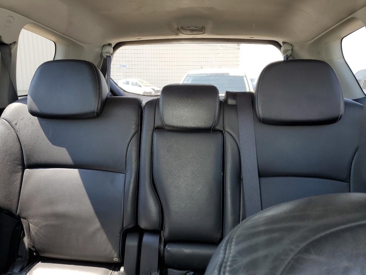2009 MITSUBISHI outlander