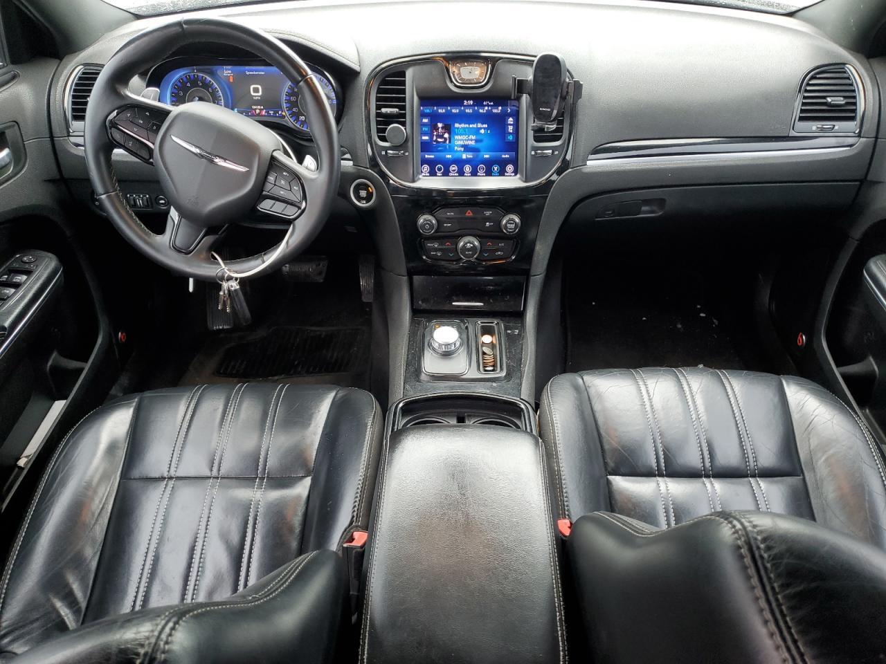 2017 CHRYSLER 300