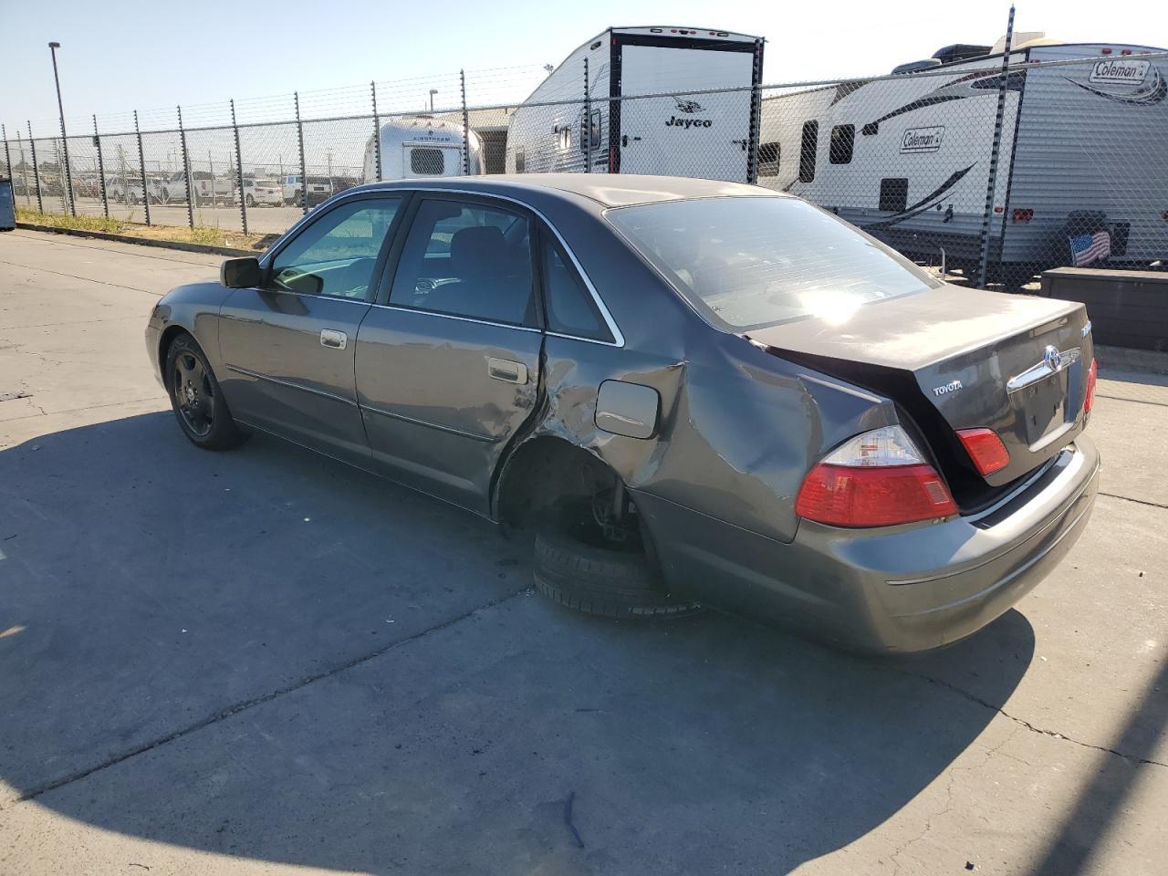 2003 TOYOTA Avalon
