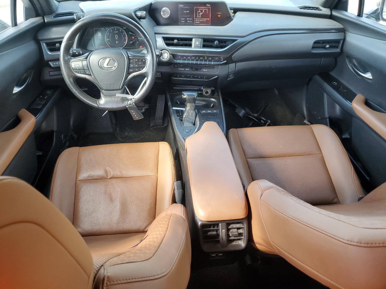 2020 LEXUS UX 200