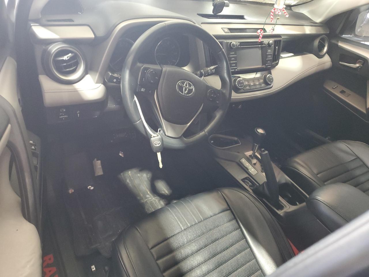 2016 TOYOTA RAV4