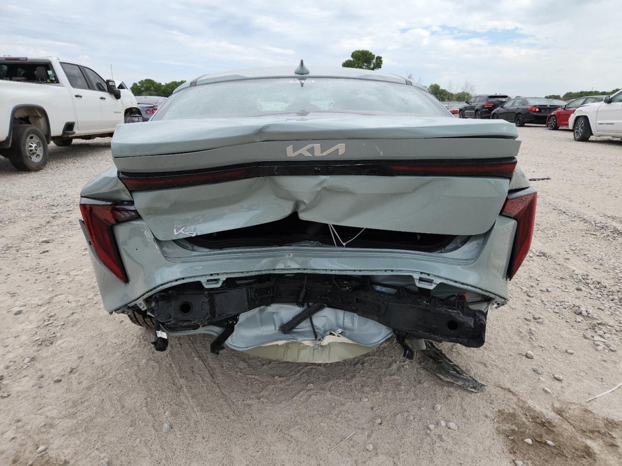2025 KIA K4