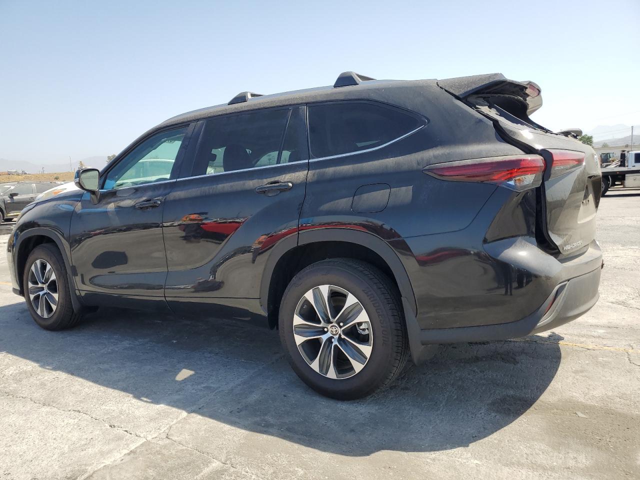 2024 TOYOTA HIGHLANDER