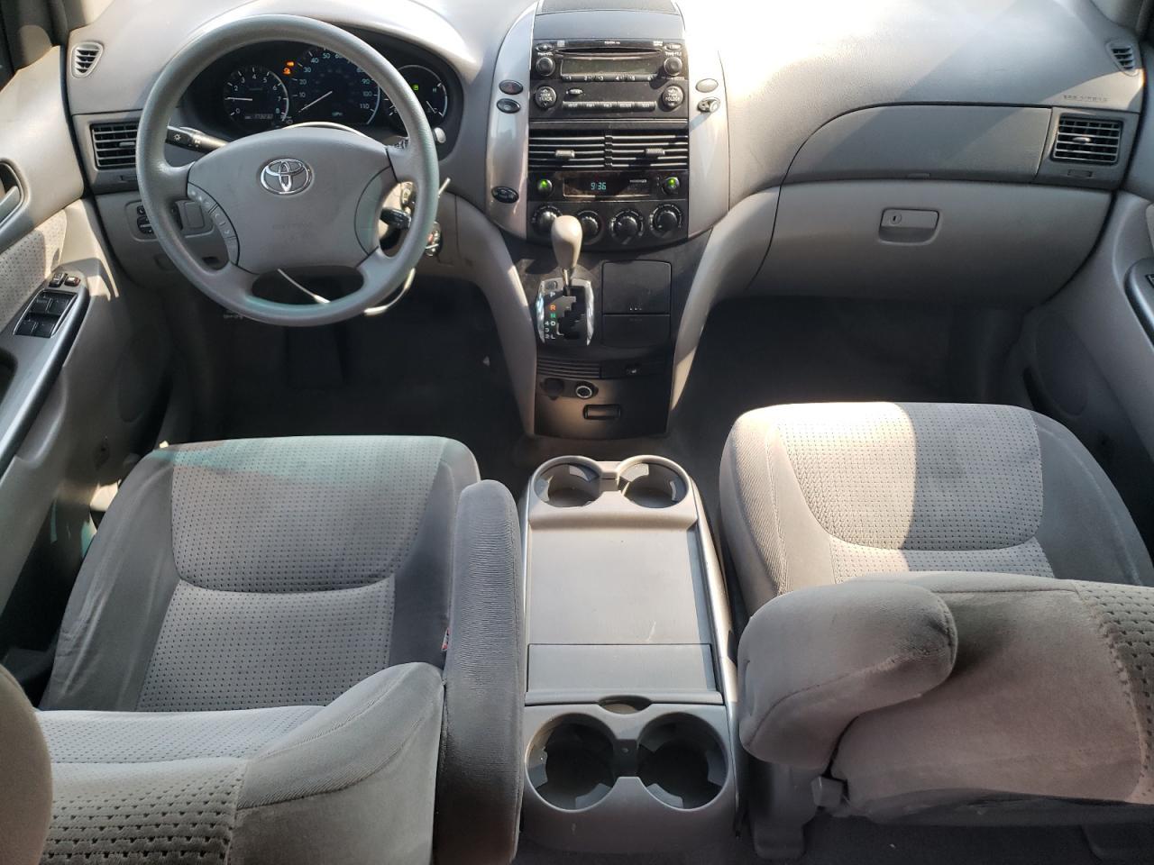 2007 TOYOTA SIENNA