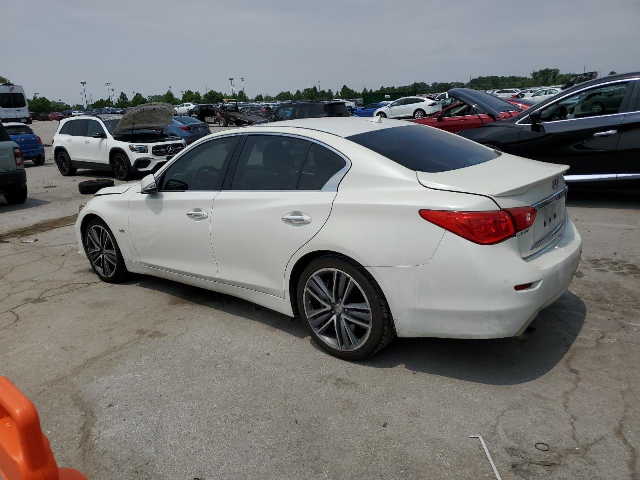 2017 INFINITI Q50