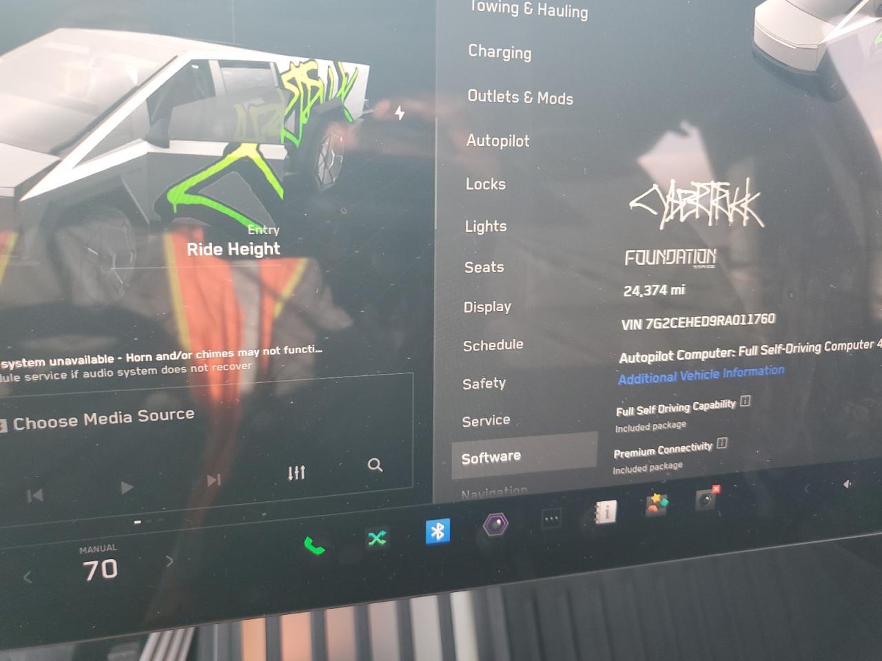 2024 TESLA Cybertruck