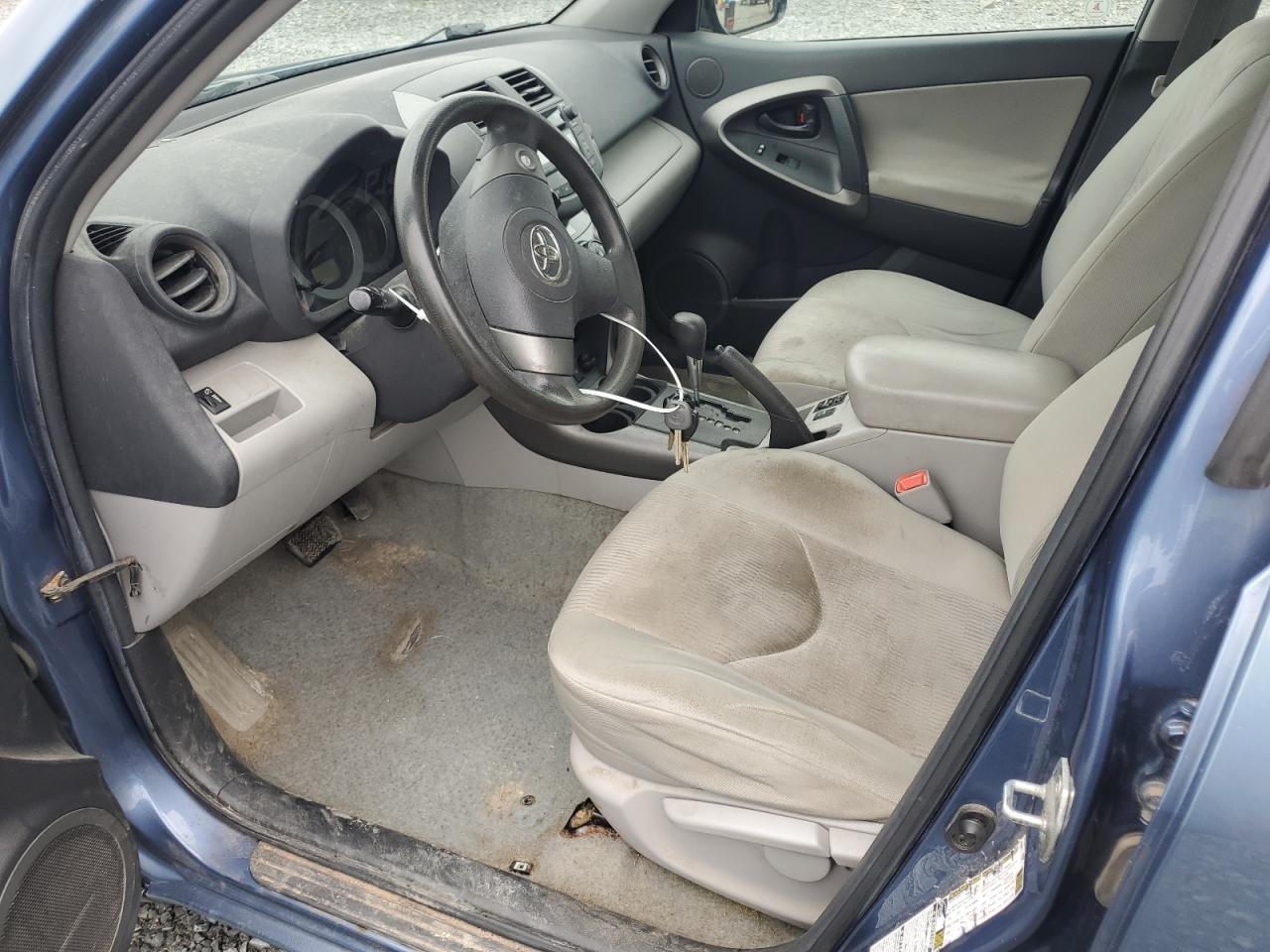 2011 TOYOTA RAV4