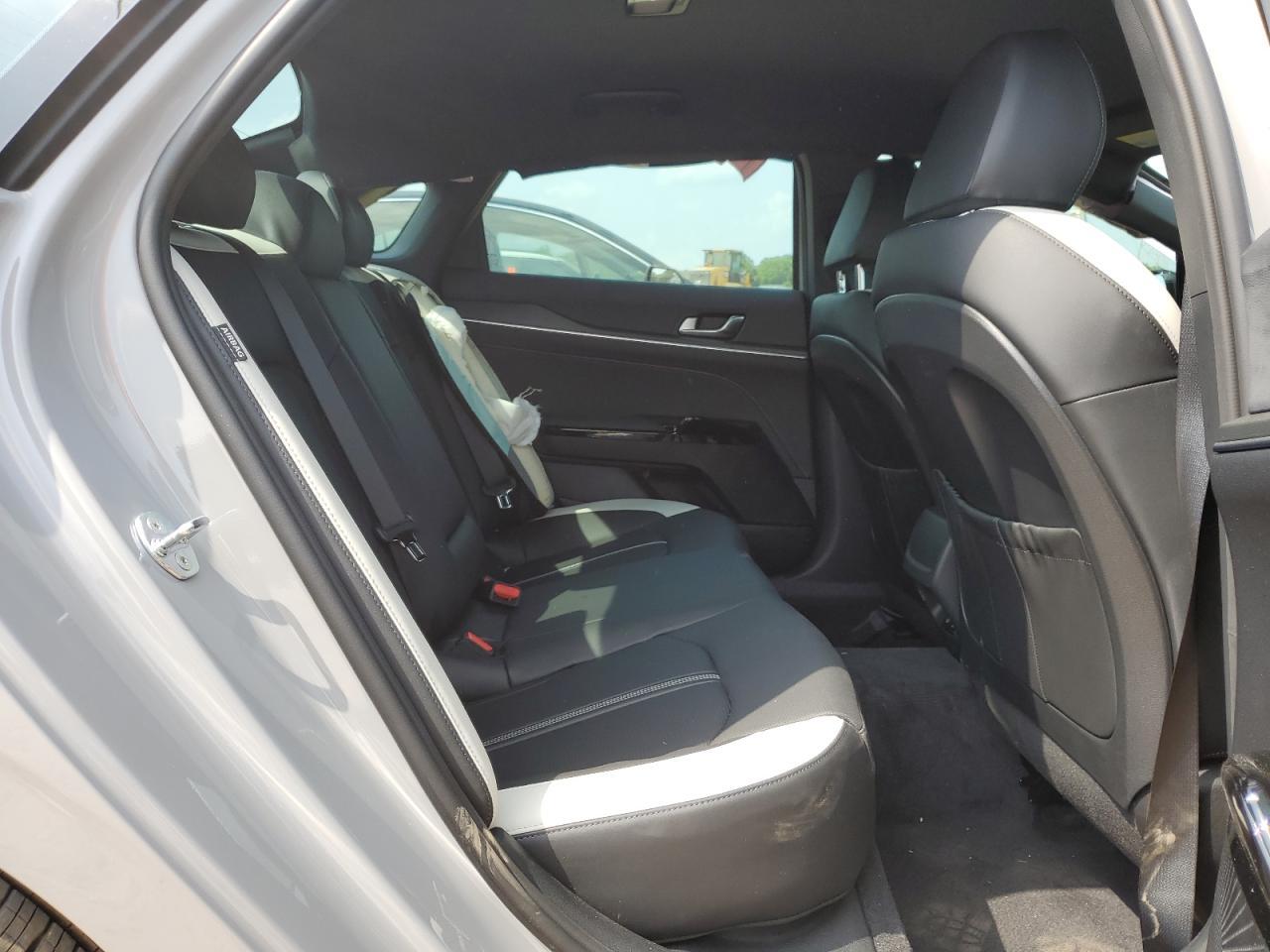 2025 KIA K5