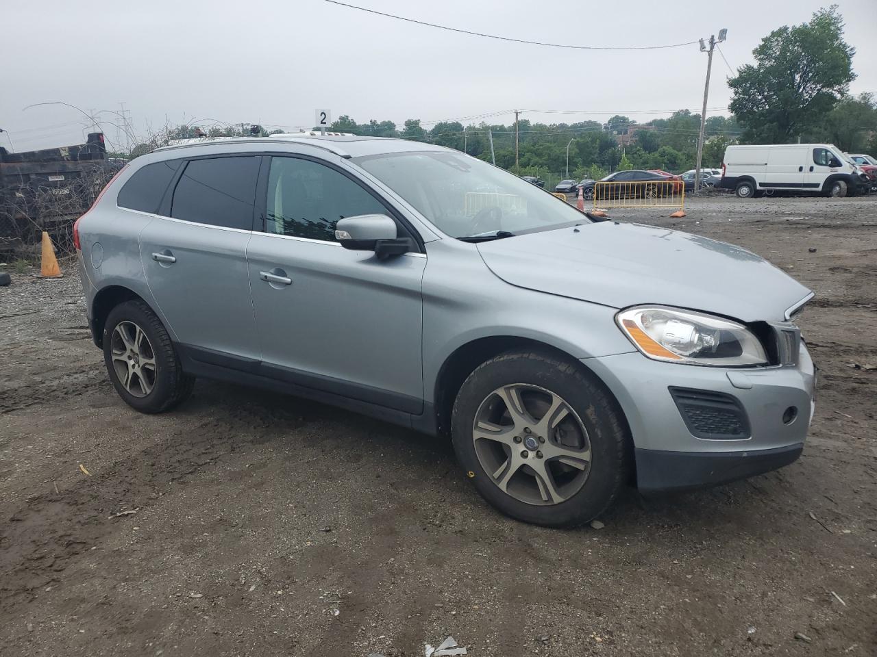 2013 VOLVO XC60