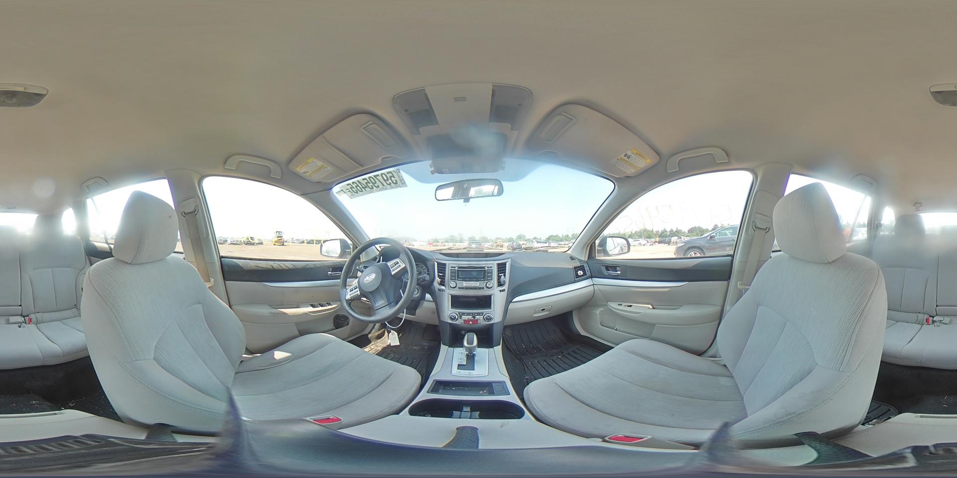 2013 SUBARU Outback