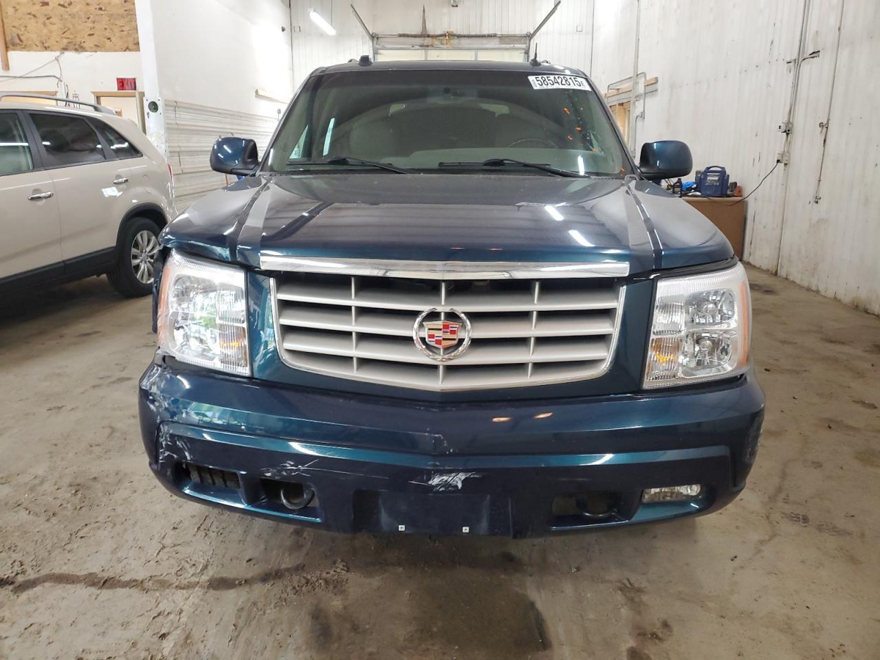 2005 CADILLAC ESCALADE