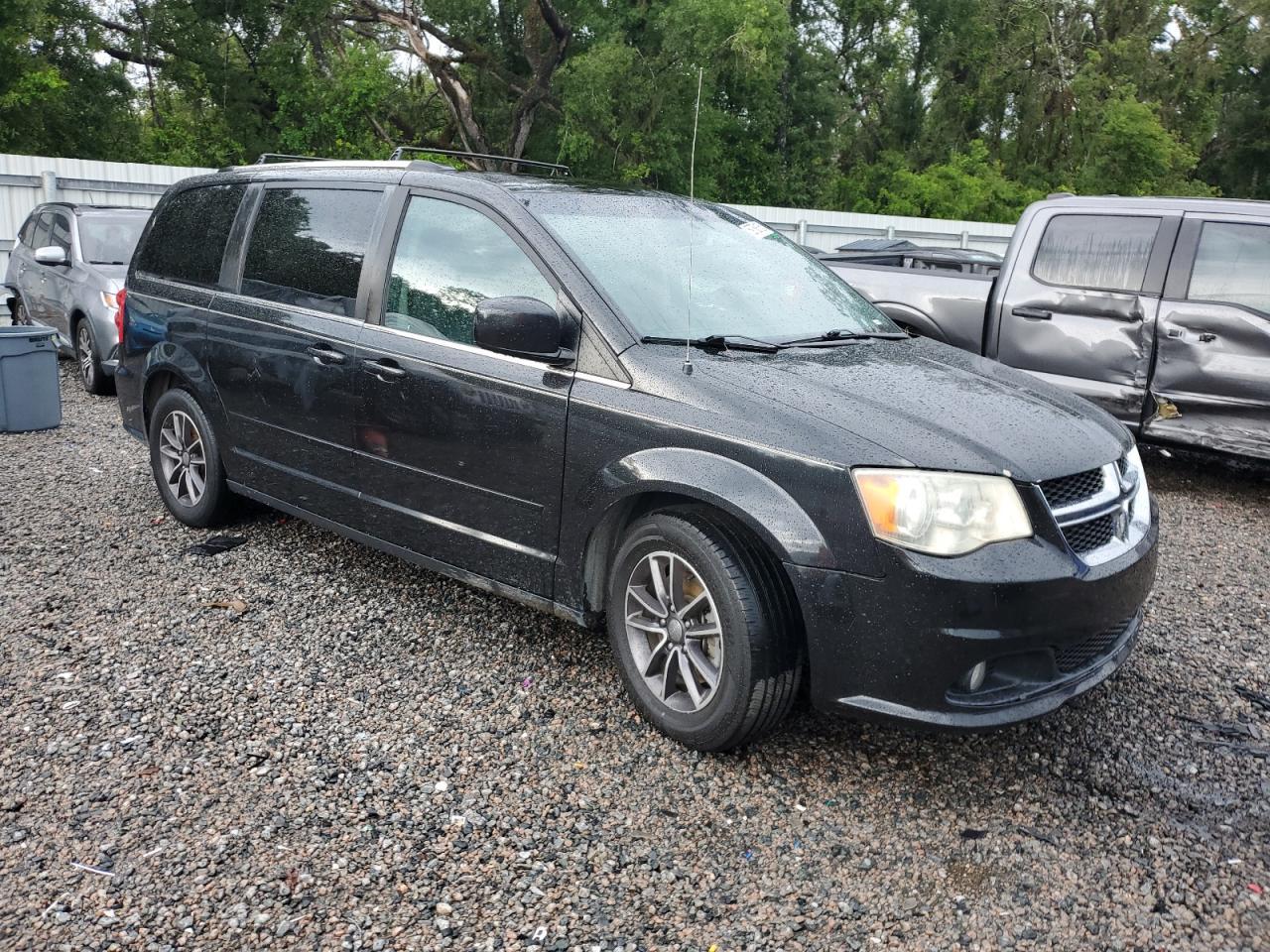 2017 DODGE GRAND CARAVAN