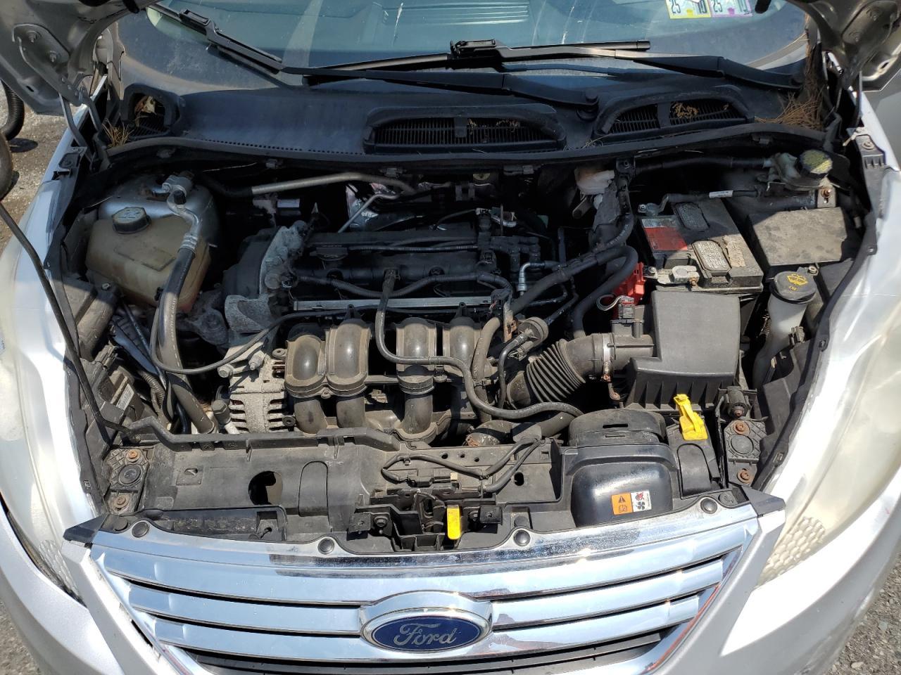 2012 FORD Fiesta