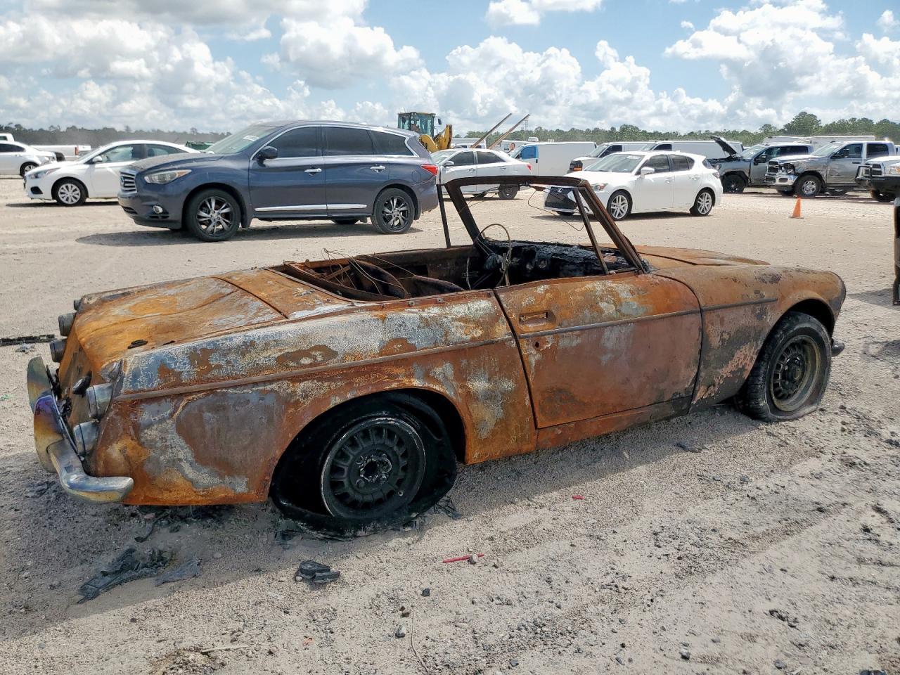 1968 Datsun 2000