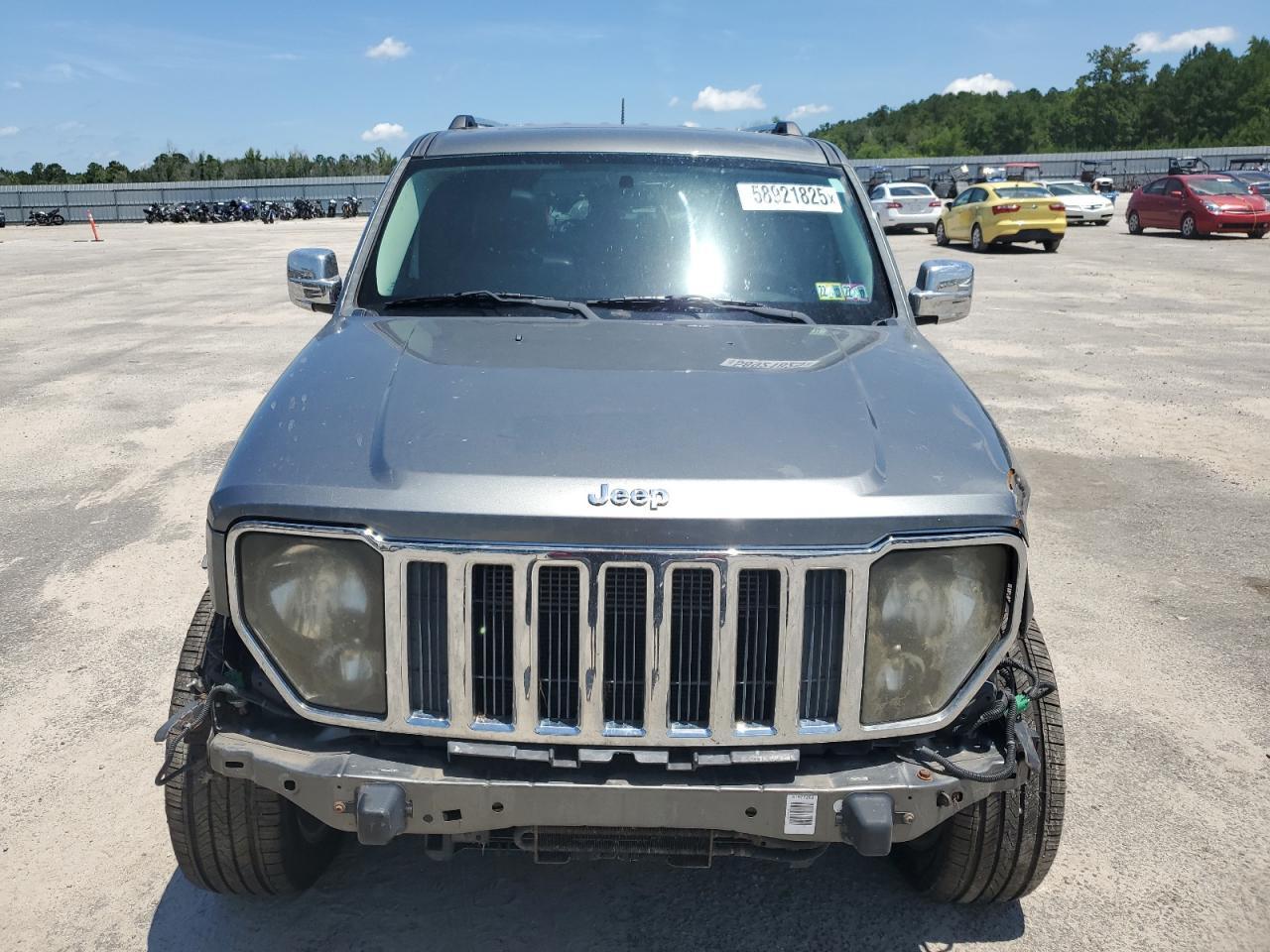 2012 JEEP Liberty