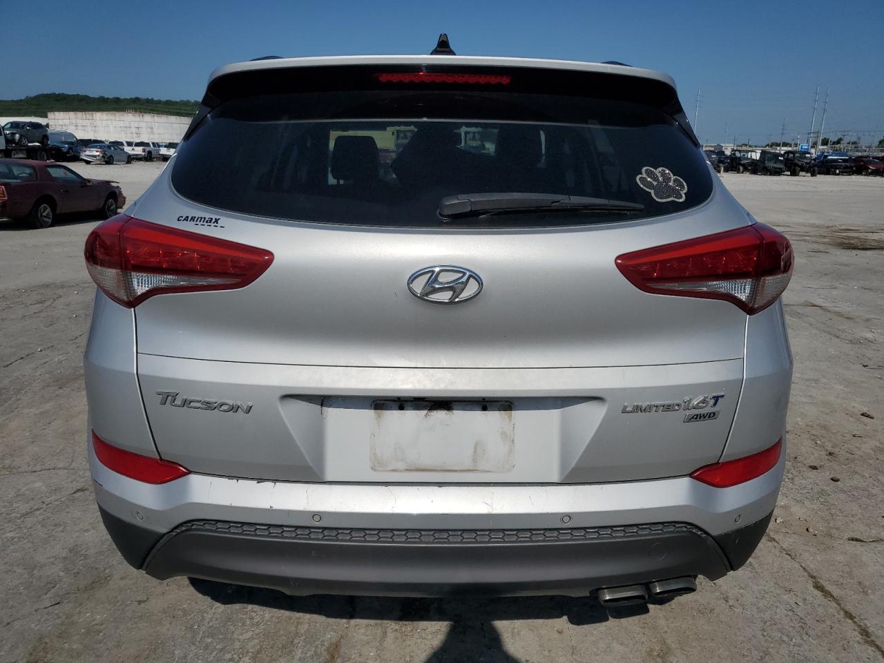 2016 HYUNDAI TUCSON