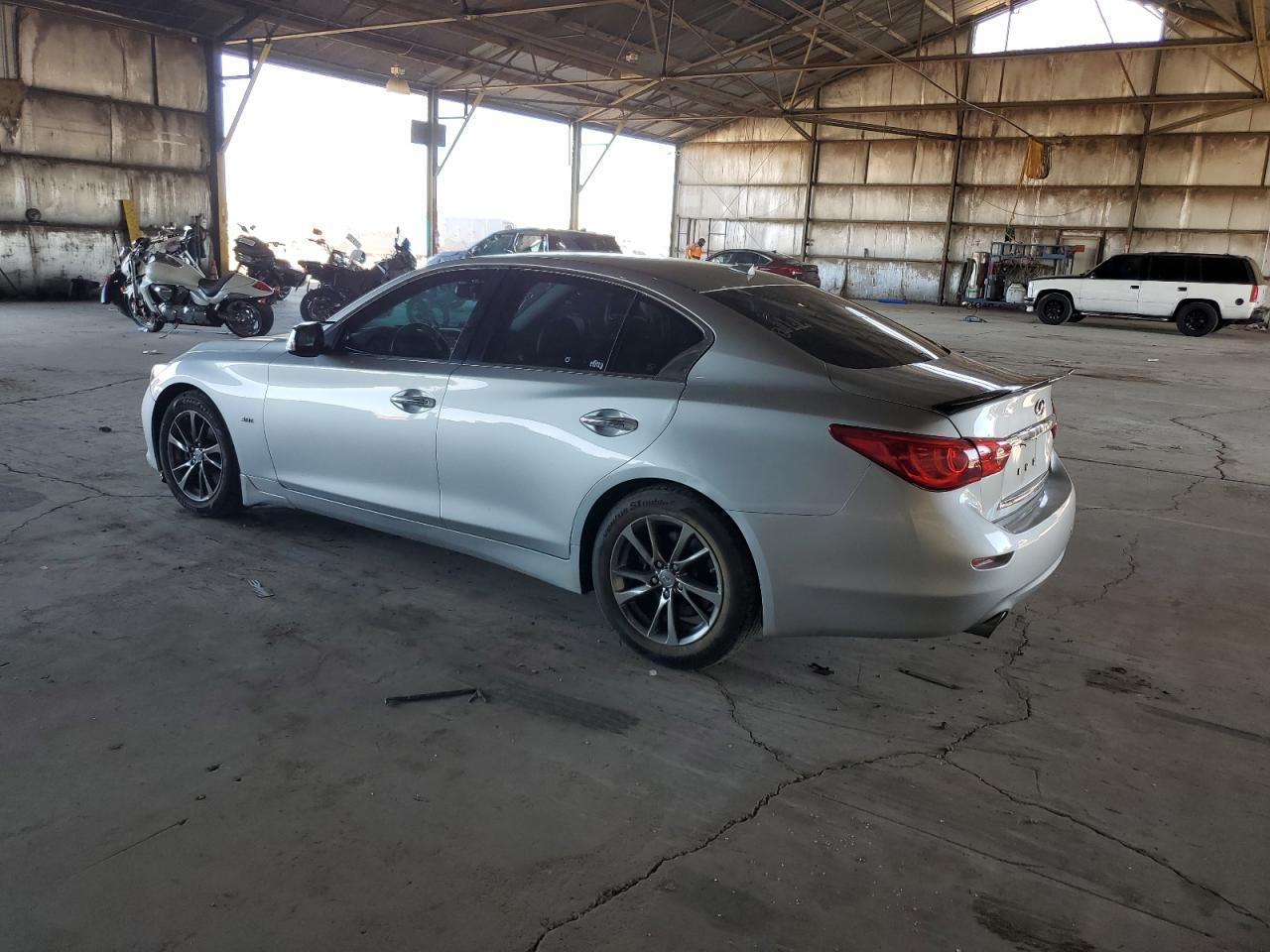 2017 INFINITI Q50