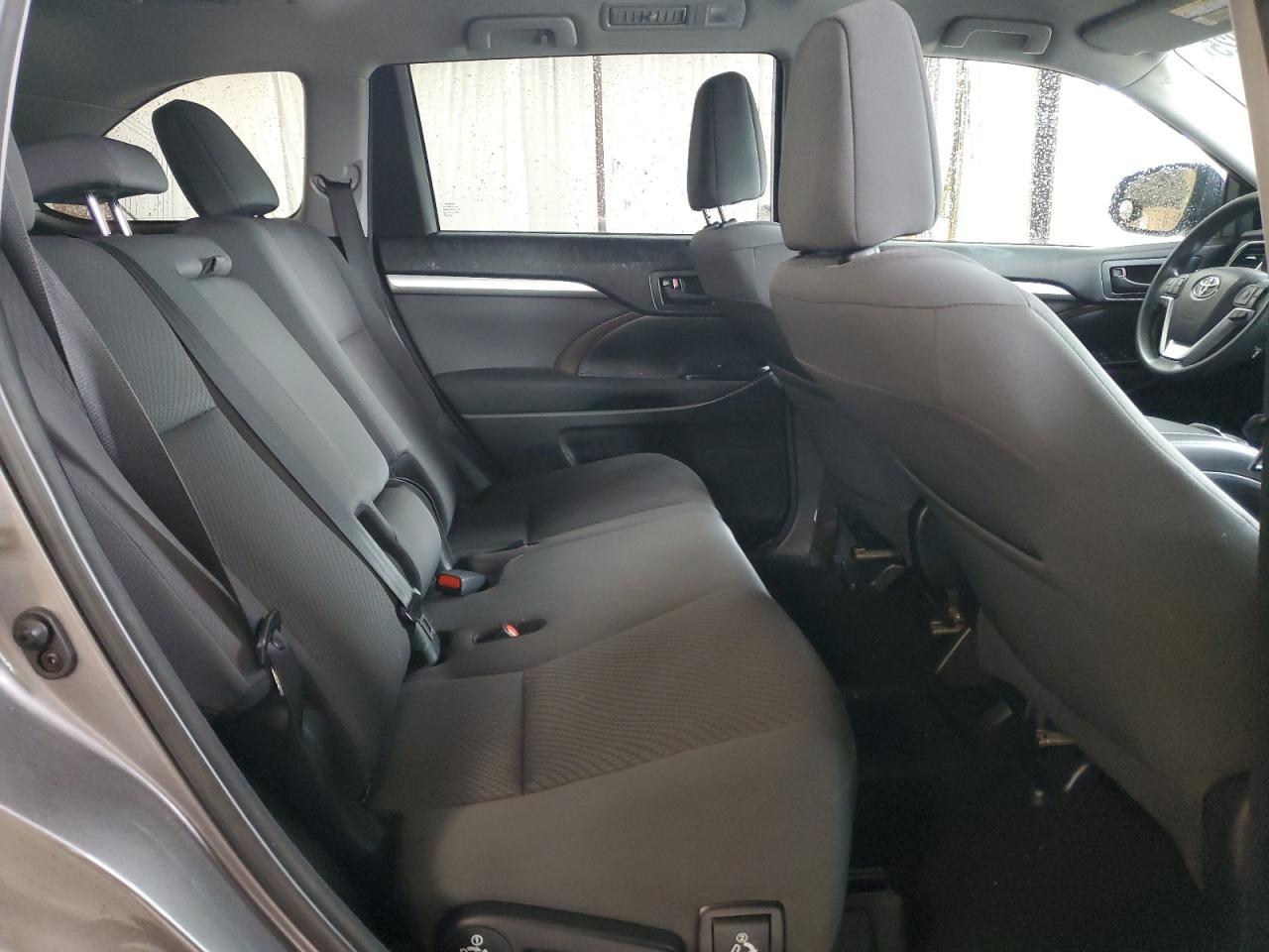 2018 TOYOTA HIGHLANDER
