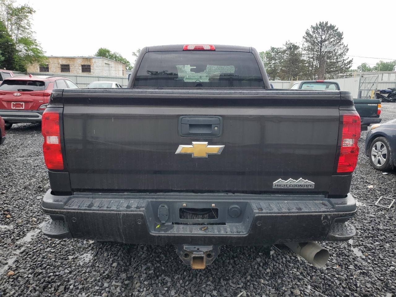 2018 CHEVROLET Silverado