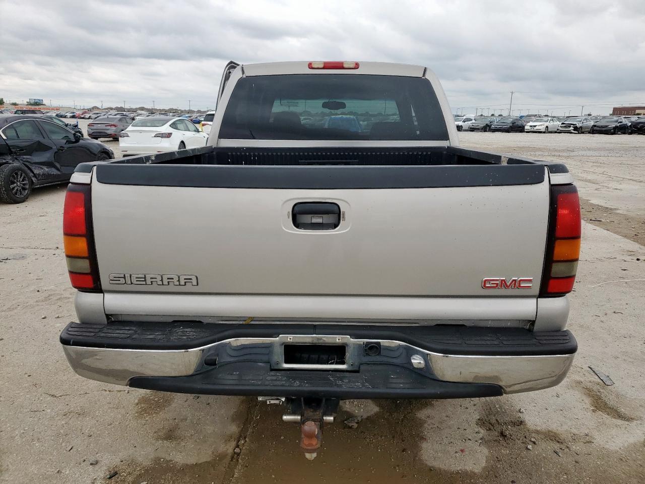 2005 GMC Sierra