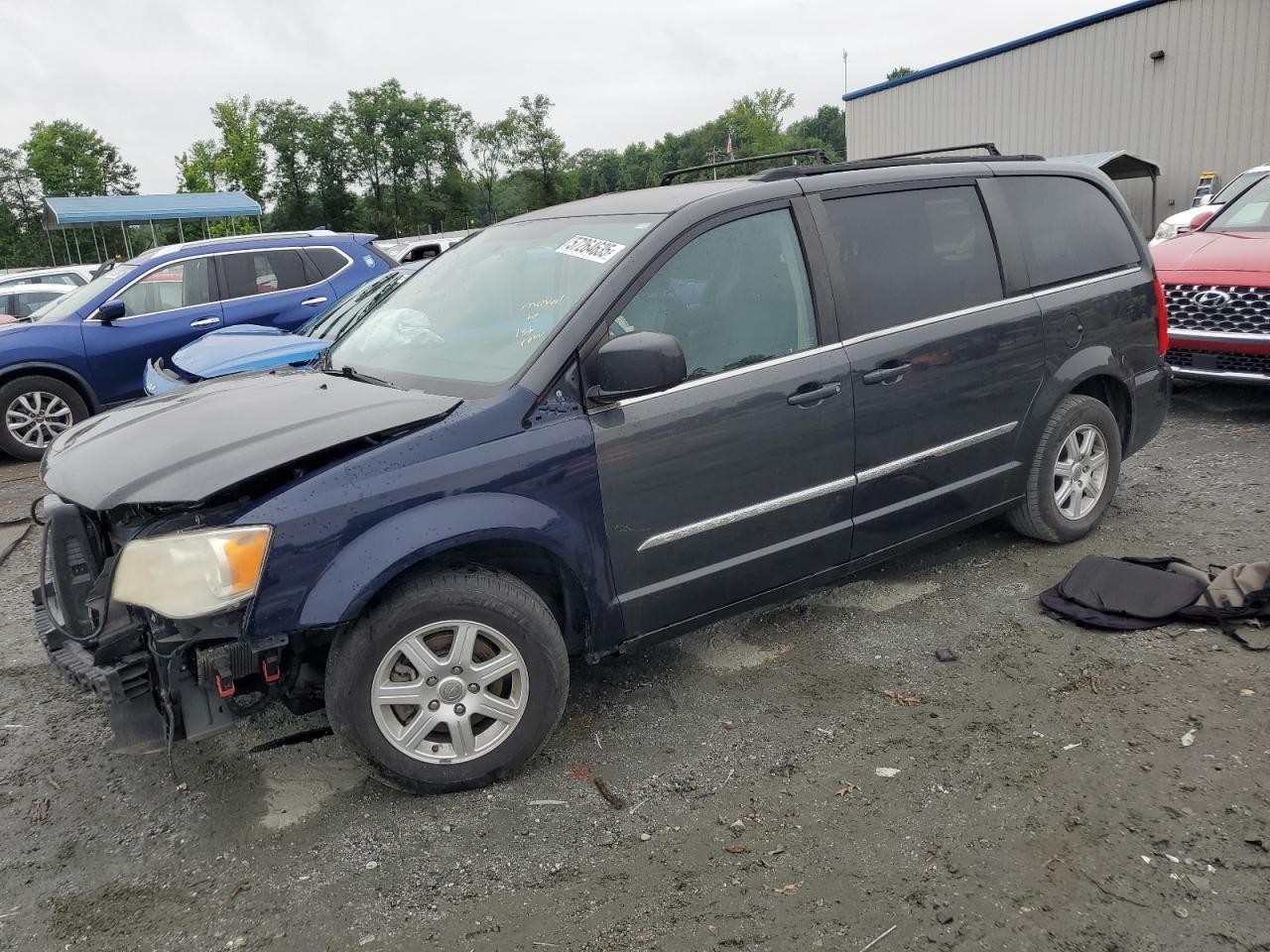2012 CHRYSLER Town & Country