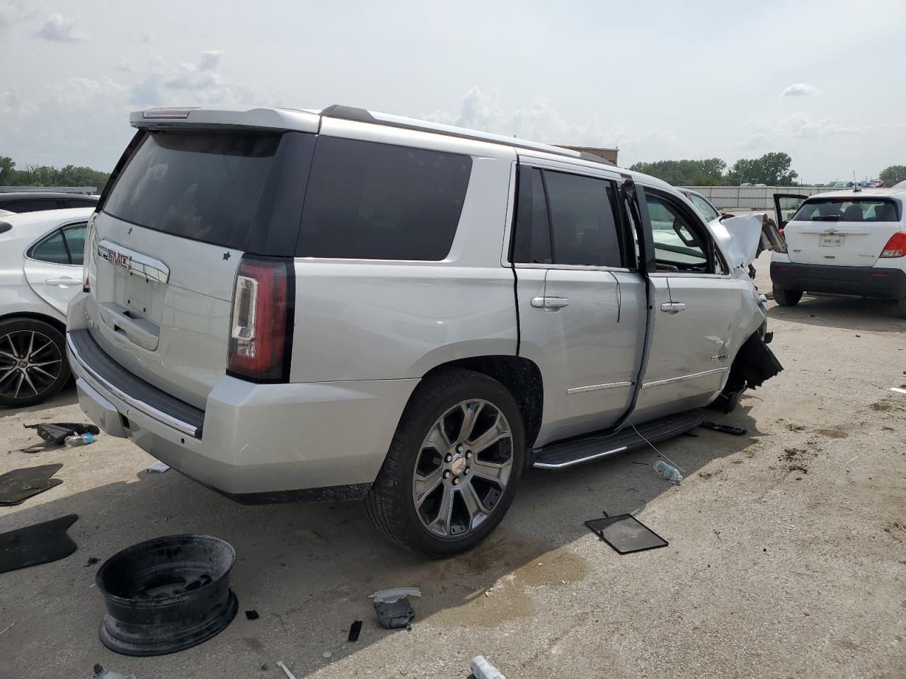 2017 GMC Yukon