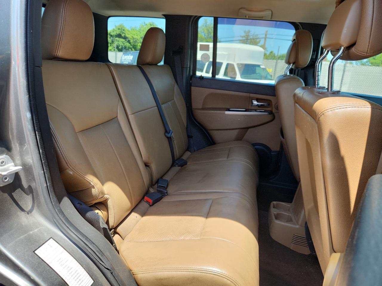 2012 JEEP Liberty