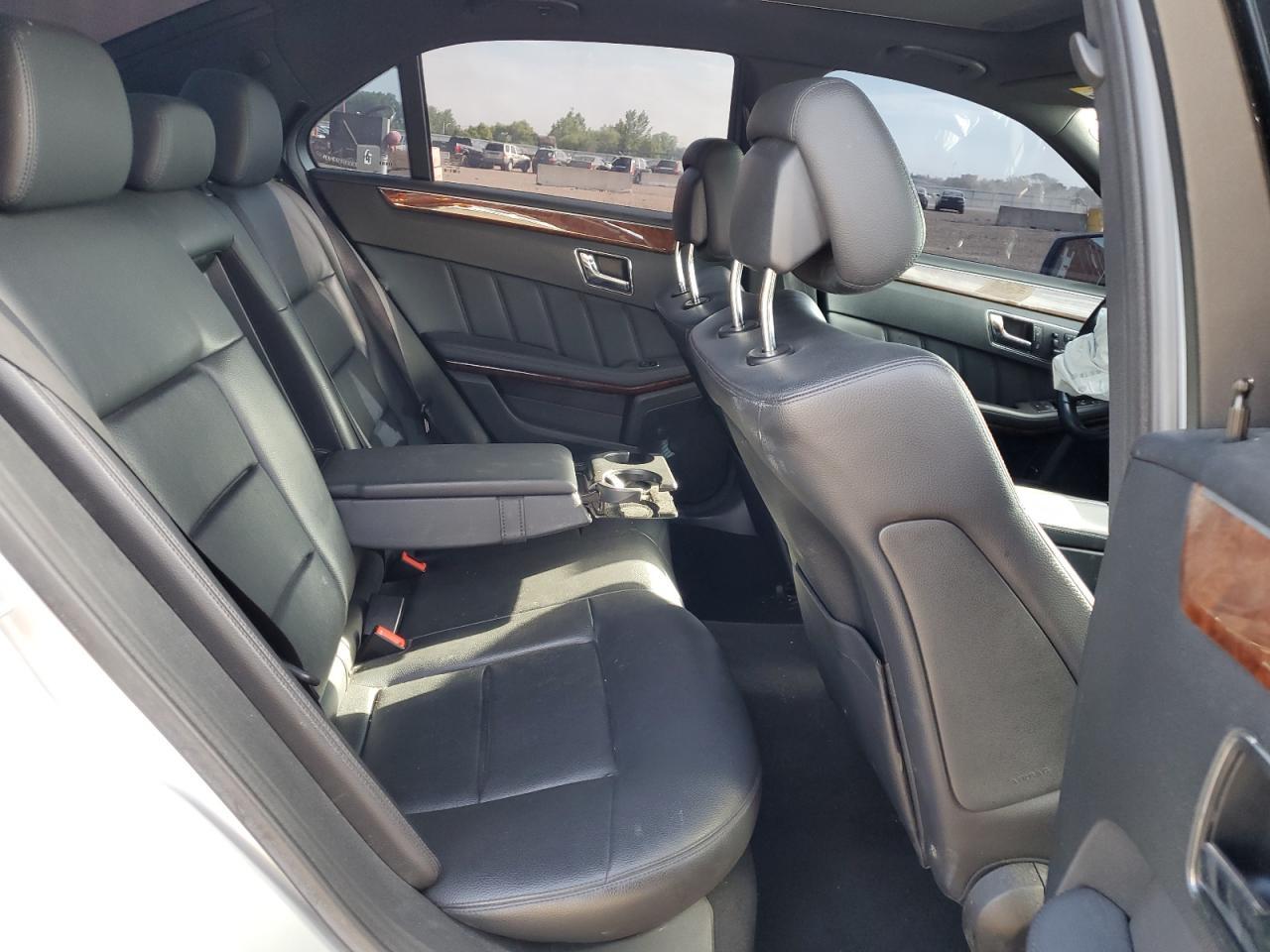 2011 MERCEDES-BENZ E-Class