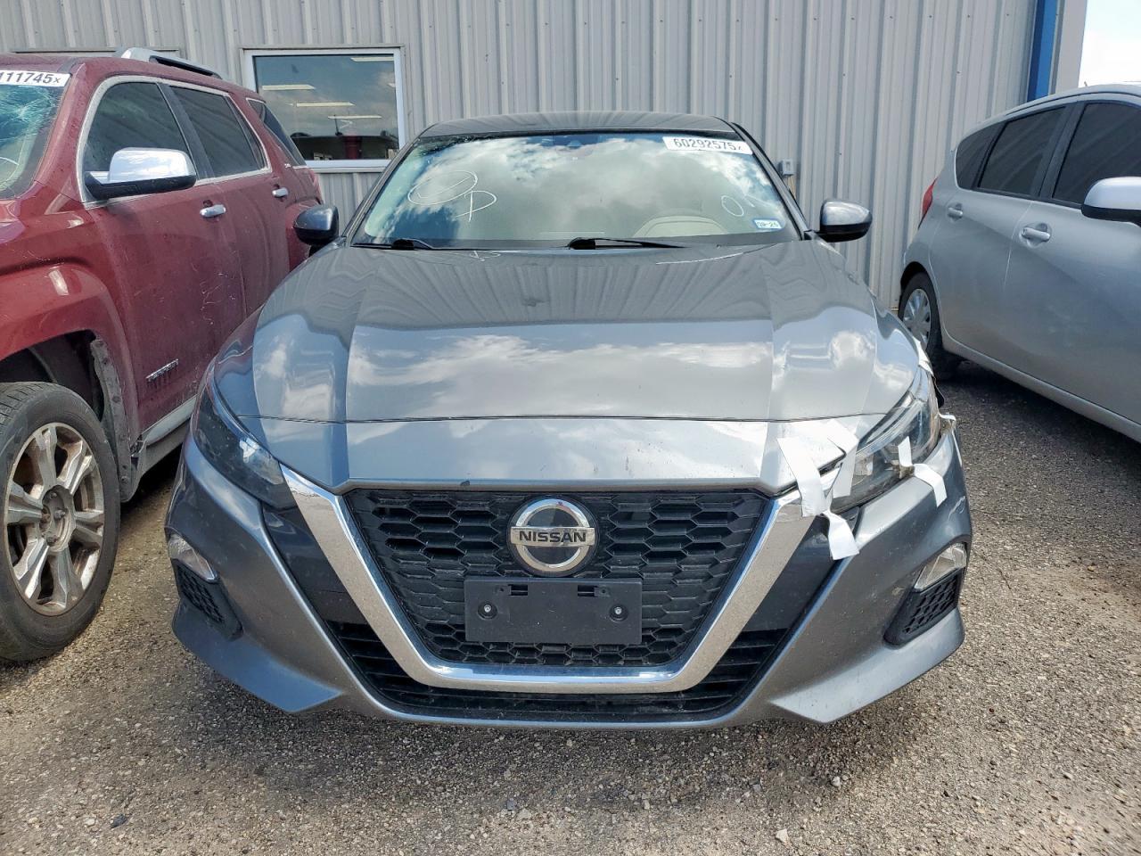 2022 NISSAN ALTIMA