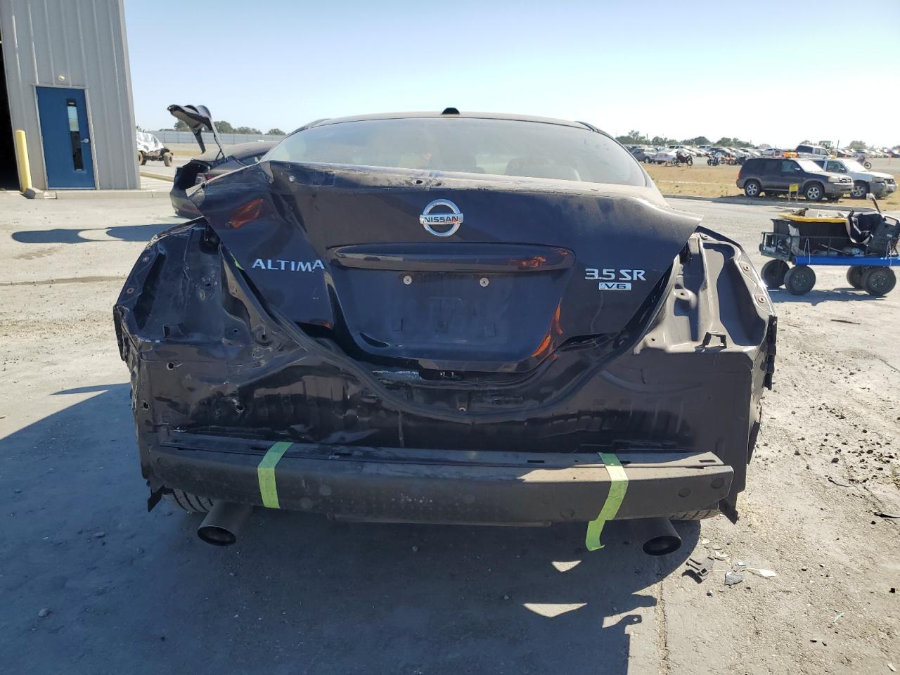 2011 NISSAN ALTIMA